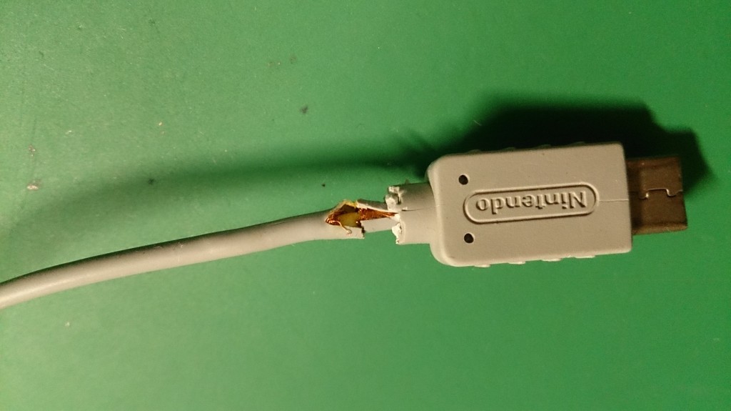 Wii U Game Padの充電ケーブルを修理しました | いの電子設計事務所